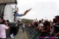 /album/srandovni-a-hloupe-napady/poor-short-jump-into-the-crowd-of-fans-jpg/
